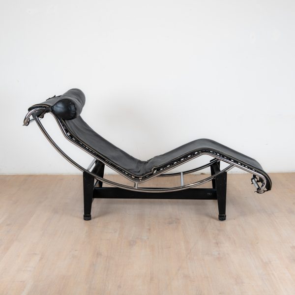 Chaise longue "LC4", Le Corbusier, Pierre Jeanneret, Charlotte Perriand, éditons Cassina