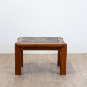 Table basse en orme et ardoise circa 1980