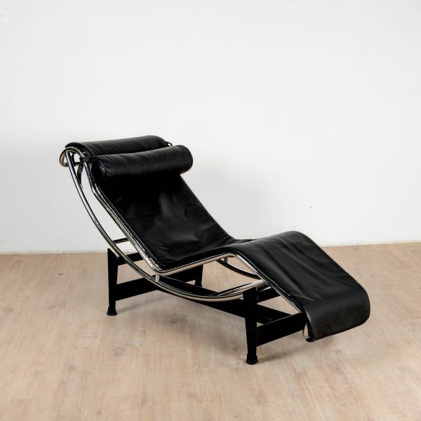 Chaise longue "LC4", Le Corbusier, Pierre Jeanneret, Charlotte Perriand, éditons Cassina