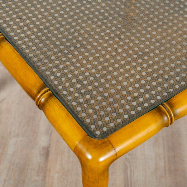 Table d'appoint en bois bambou, cannage et verre carré, 1970